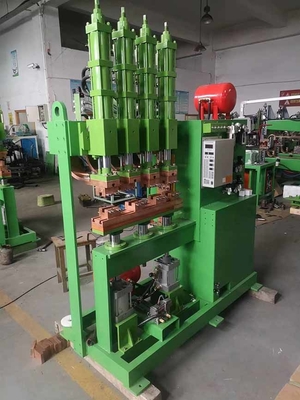 Buzdolabı Kondenser Tel Otomatik Kaynak Makinesi 150KVA Çok Kafa 380V