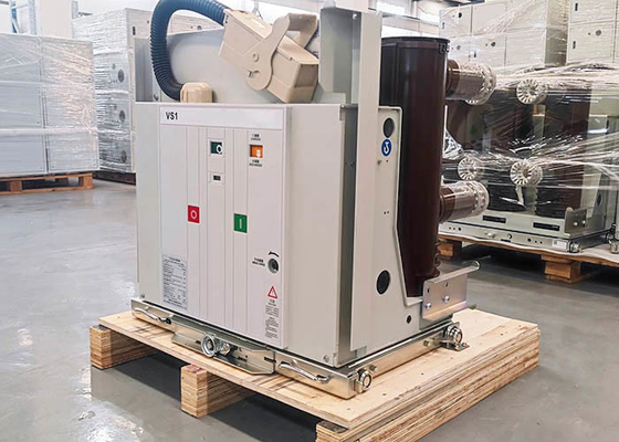 VS1 Elektrikli Ekipman Vakum Devre Kesici 12kv 50hz Üç Fazlı Güç 630A