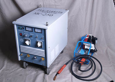 Karbon Çelik için CO2 Gaz Korumalı Taşınabilir Kaynak MakinesiYatak Tipi MIG / MAG 250A