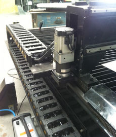 Çelik CNC Plazma Kesim Makinesi CNC2-1500X3000 Masa Tipi Alev Yüksek Doğruluk
