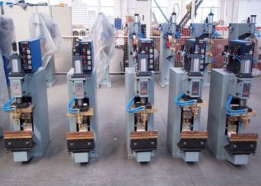 Hareketli Aşağı Elektrot ile Özel DN Serisi Pnömatik Dikiş Kaynak Makinesi 25 ~ 150KVA