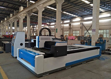 Çeşitli Metaller için 1500W Fiber CNC Lazer Kesim Makinesi 1500 X 3000mm